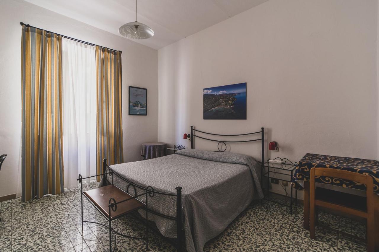 Hotel Alfiero Porto Santo Stefano  Kamer foto