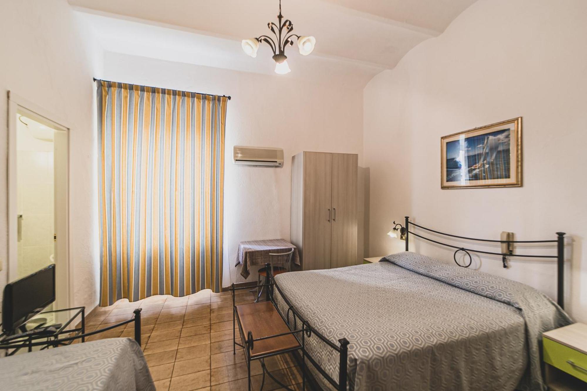 Hotel Alfiero Porto Santo Stefano  Kamer foto